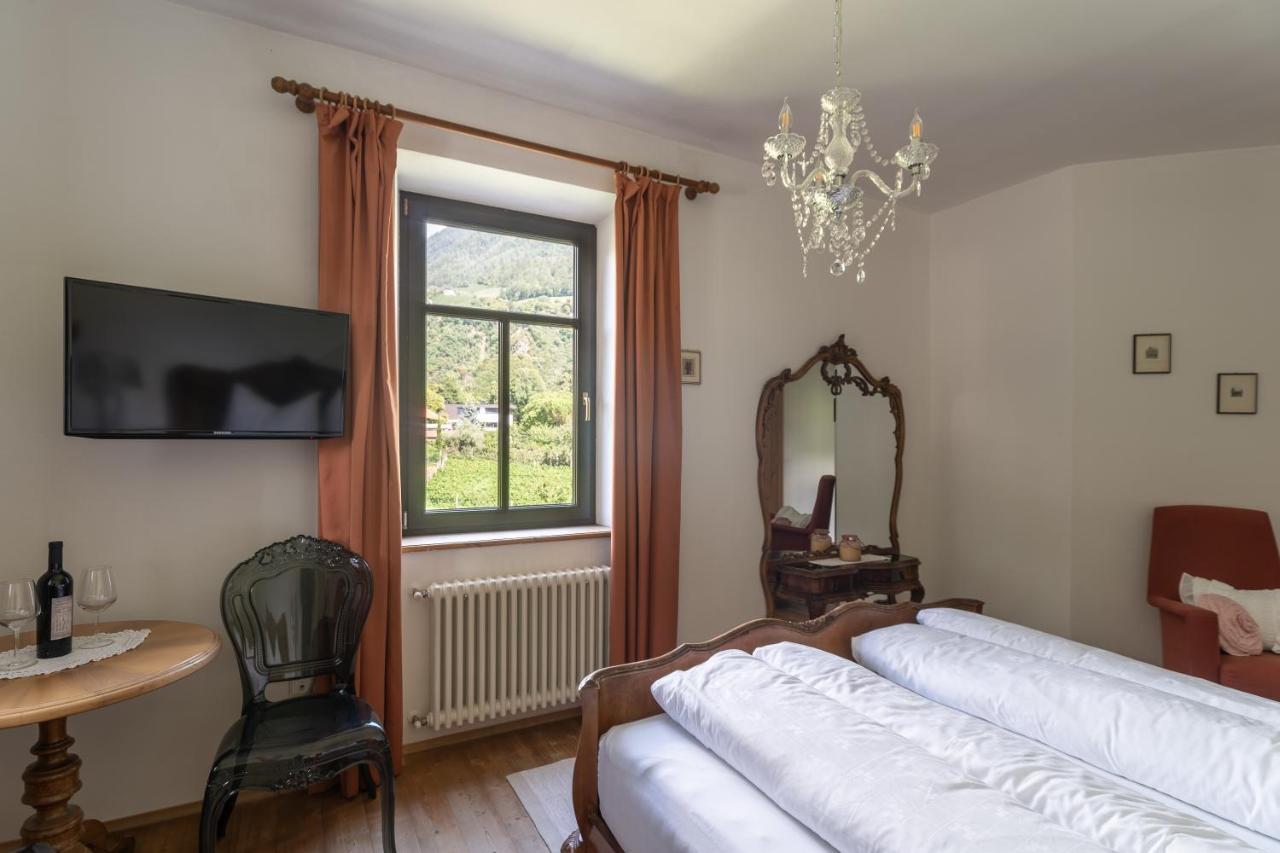 Guest house Schloss-castel Pienzenau - Guestrooms & - B&b-hotel & Restaurant Merano