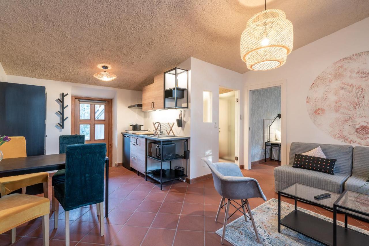 Guest house Schloss-castel Pienzenau - Guestrooms & - B&b-hotel & Restaurant Merano